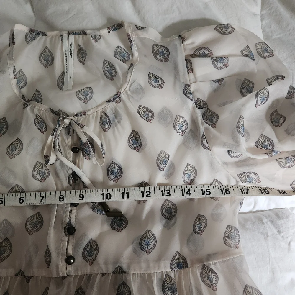Anthropologie Puff Sleeve Henley Sheer Size XS